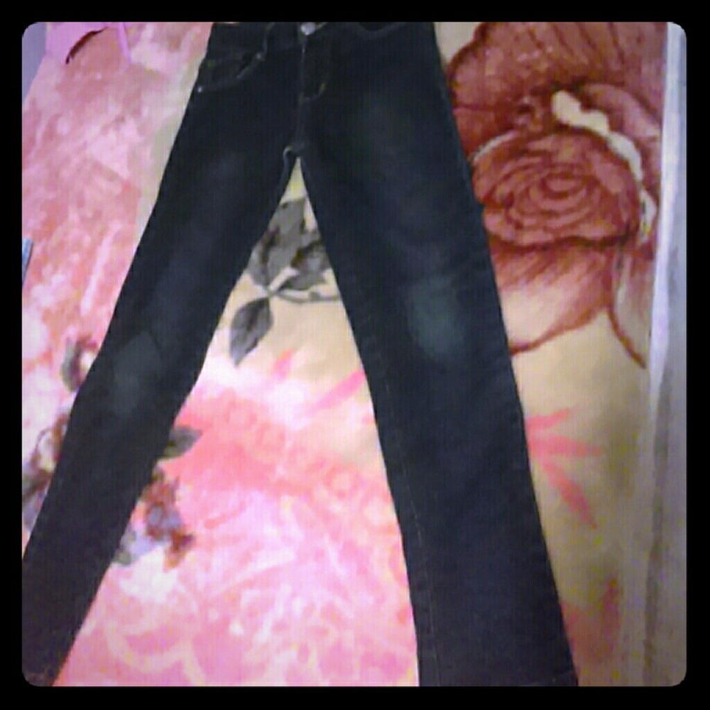 Skinny jeans